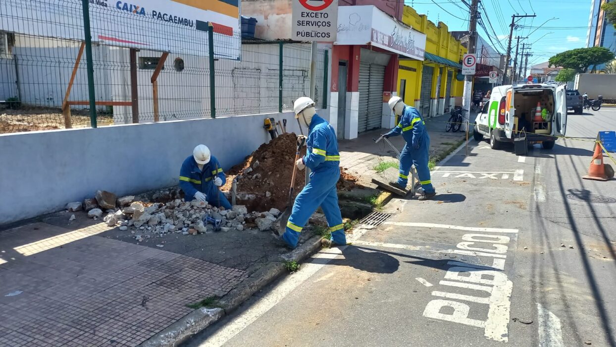 Vazamento de gás interdita rua em Pindamonhangaba nesta quinta-feira (20)