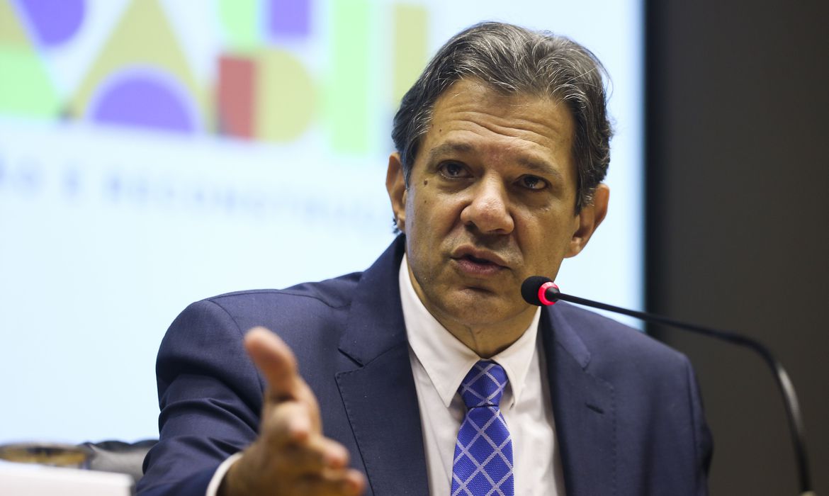 Novo arcabouço fiscal é entregue ao Congresso com ajustes