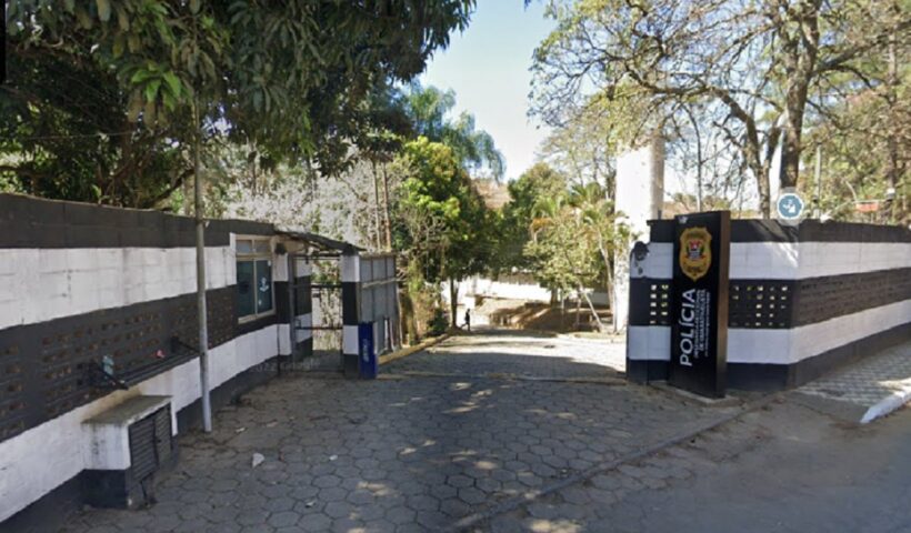 Delegacia Seccional de Guaratinguetá, que investiga caso de homem morto com tiro no pescoço