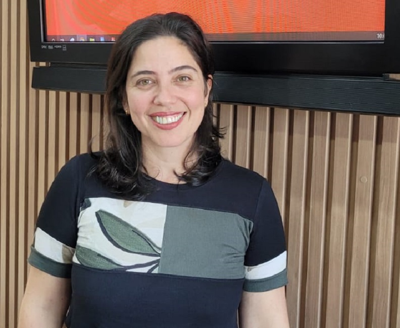 Juliana Fraga, vereadora membro da Comissão de Educação de SJC