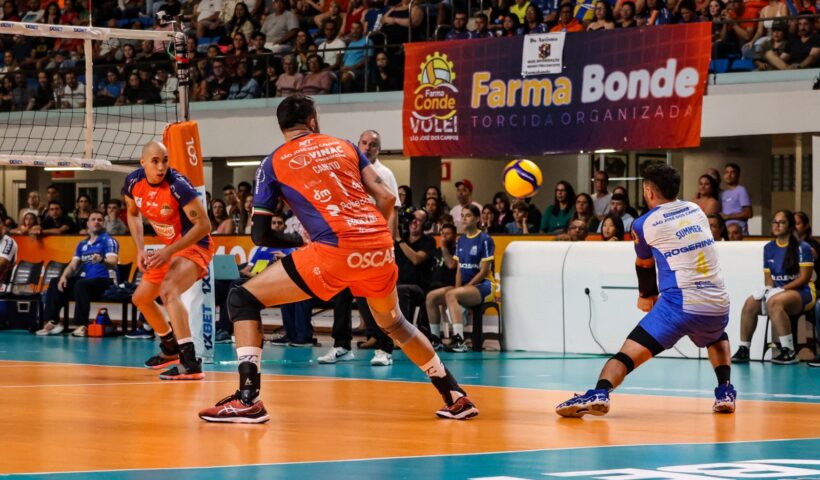 Jogo entre Vôlei São José e Campinas na Farma Conde Arena