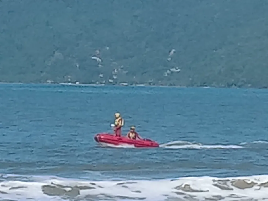 Turista de Jundiaí é encontrado após desaparecer na Praia do Lázaro em Ubatuba neste domingo (02)