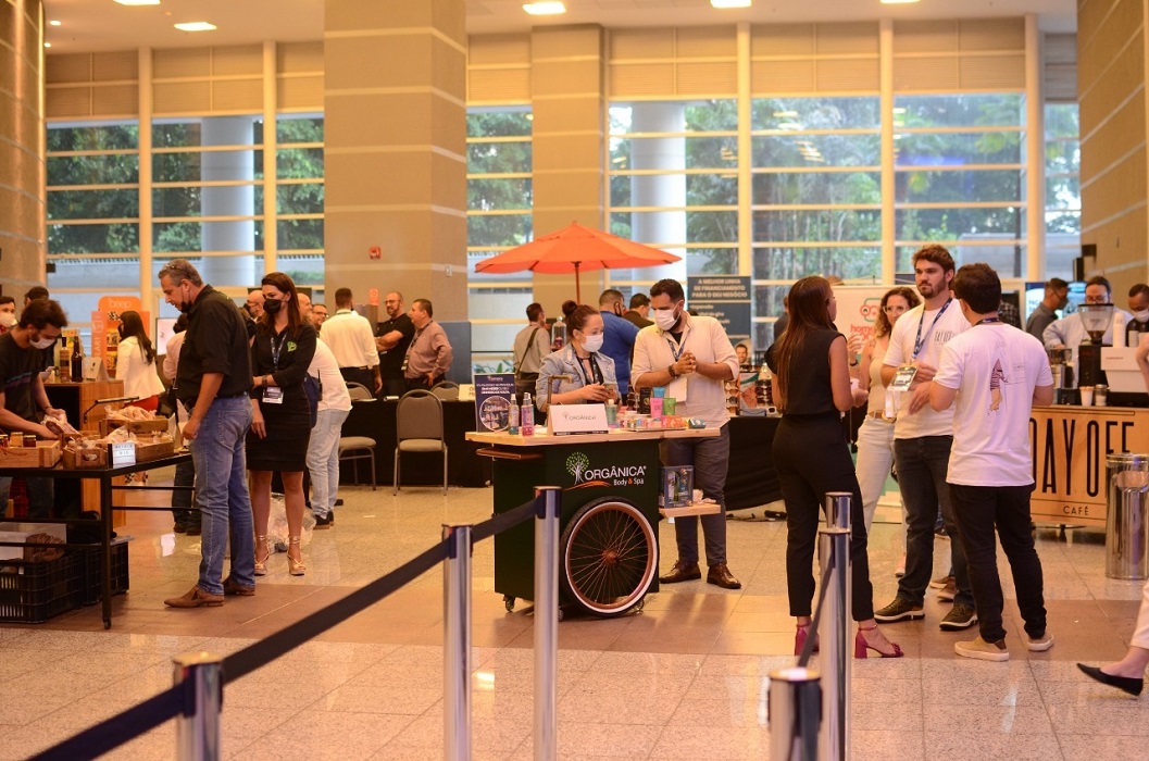 Participantes de feira de franquias