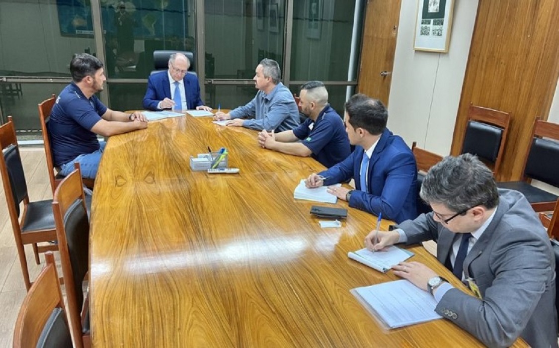 Sindicato dos Metalúrgicos busca ajuda do governo federal para crise na Avibras