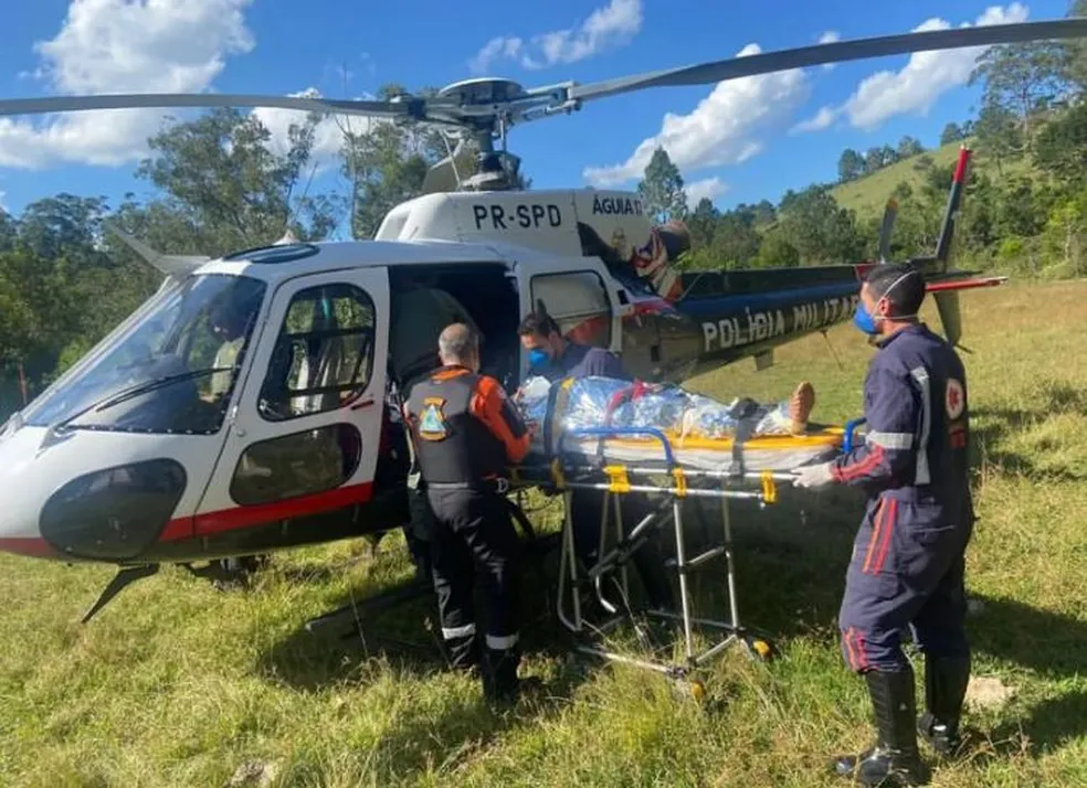 Ciclista fica ferido após acidente em zona rural entre Paraibuna e Redenção da Serra