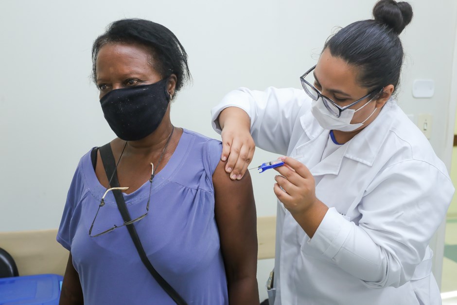 Vacinação contra a gripe em São José dos Campos