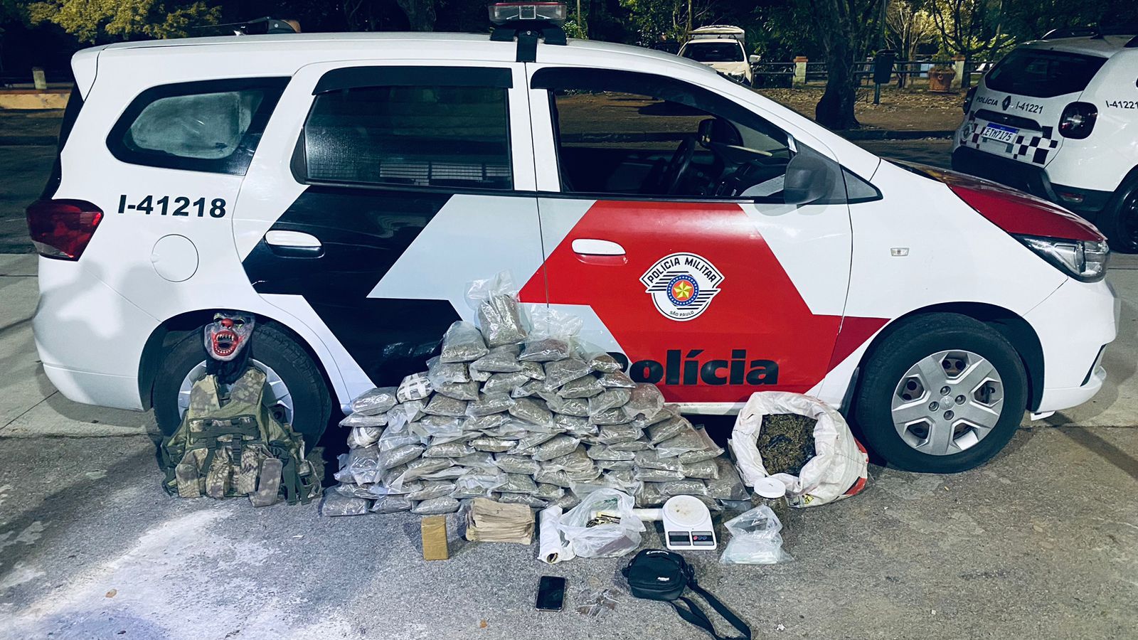 Mulher é presa com 25 kg de drogas em São José dos Campos