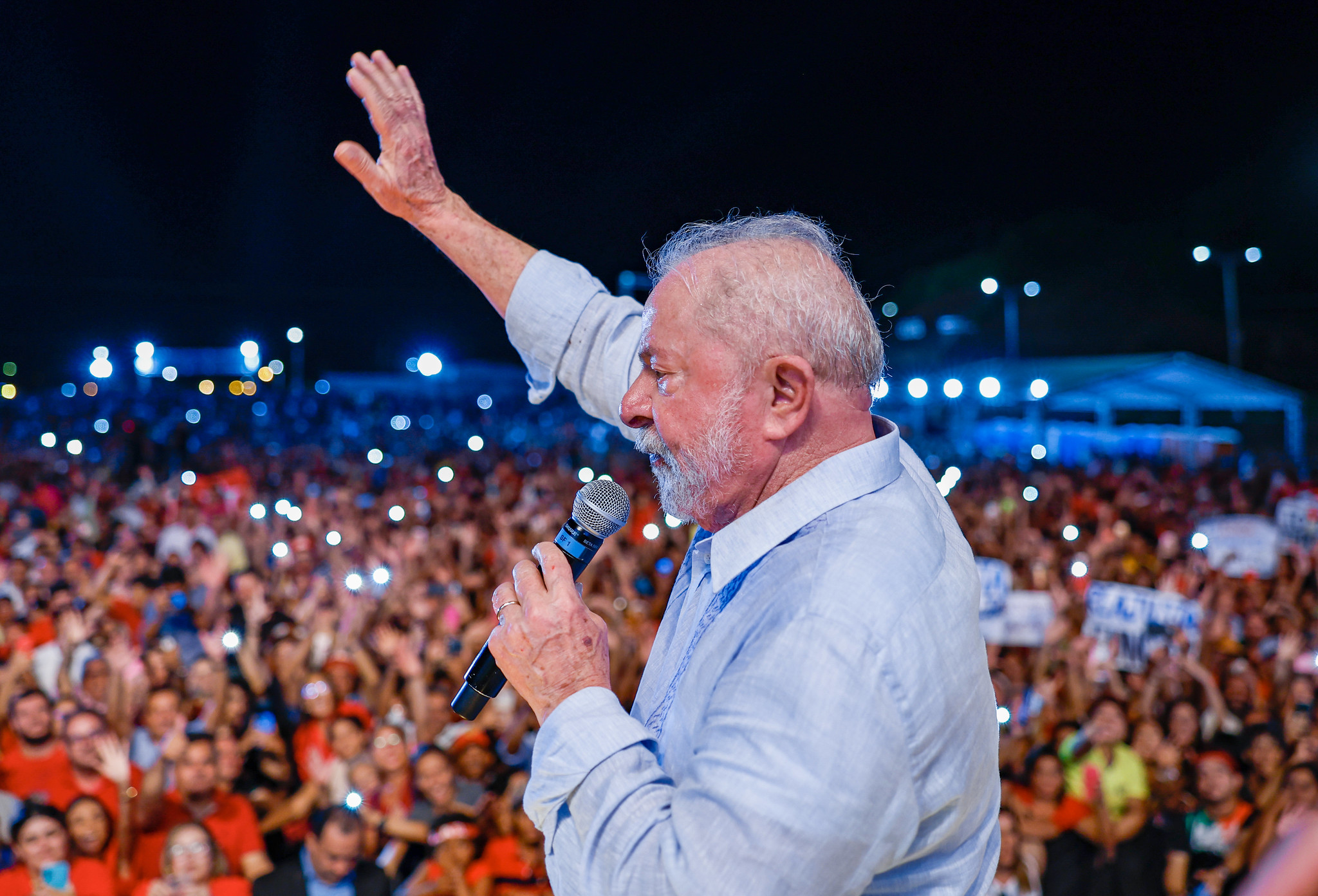 Governo Lula está sendo reprovado pela maioria da população de São José dos Campos