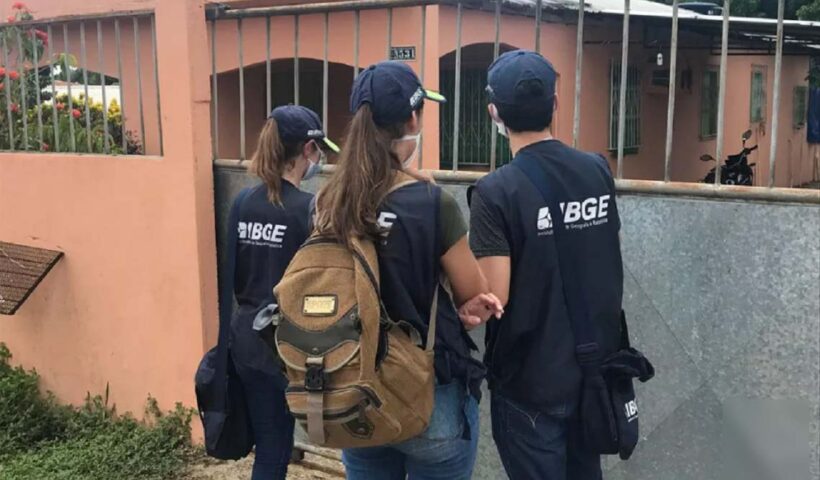 Agentes do IBGE em ação. Governo autorizou concurso para contratar 8 mil temporários