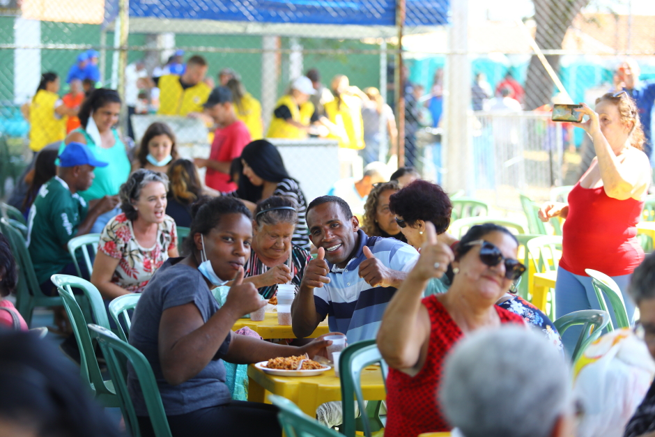 Festa do Trabalhador distribui mais de 2 toneladas de macarrão