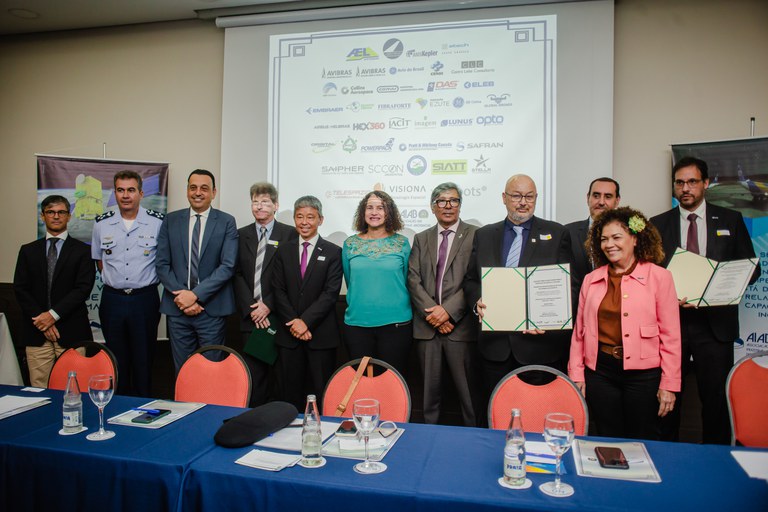MCTI (Ministério da Ciência, Tecnologia e Inovação) e Finep (Financiadora de Estudos e Projeto) assinam contrato de investimento para o desenvolvimento de tecnologias dos setores aeronáutico e espacial