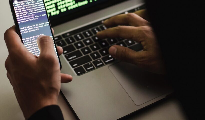 Receita Federal informa sobre mensagem falsa sobre erros na declaração do imposto