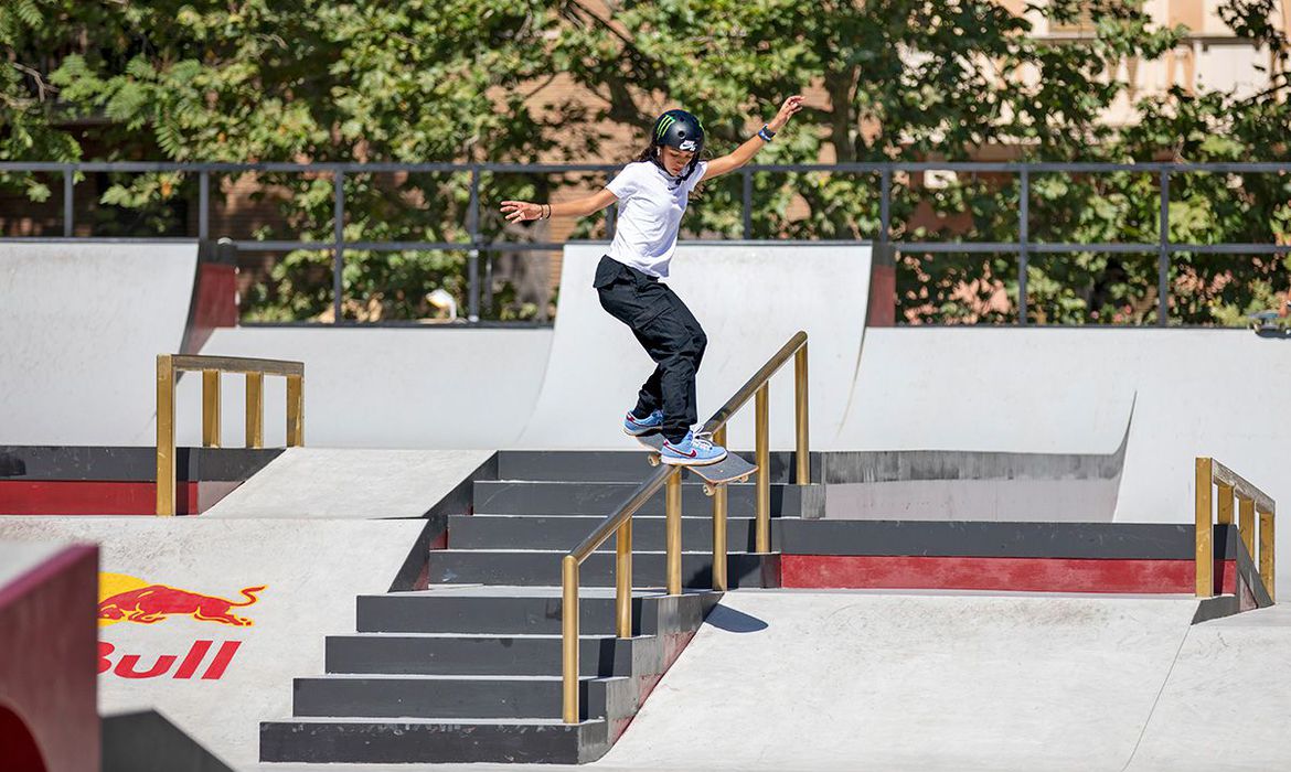 Rayssa Leal durante a disputa do X-Games em Chiba, no Japão