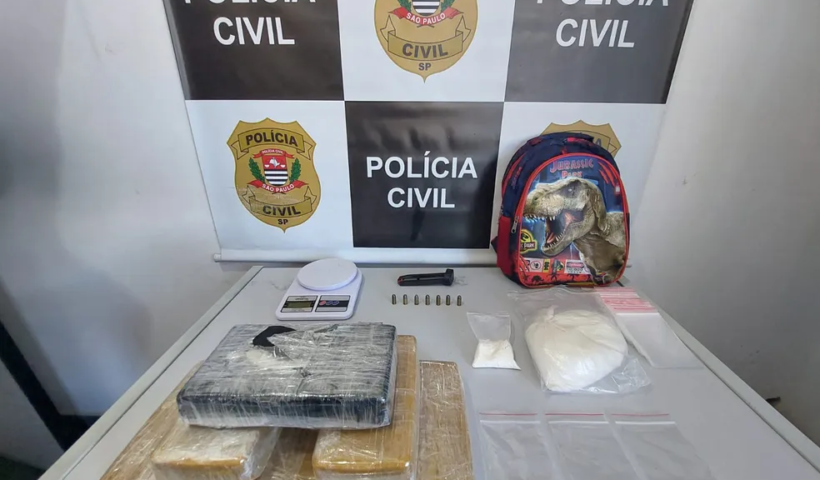 Polícia Civil prende três pessoas por tráfico de drogas e apreende 7kg de cocaína em Santa Branca