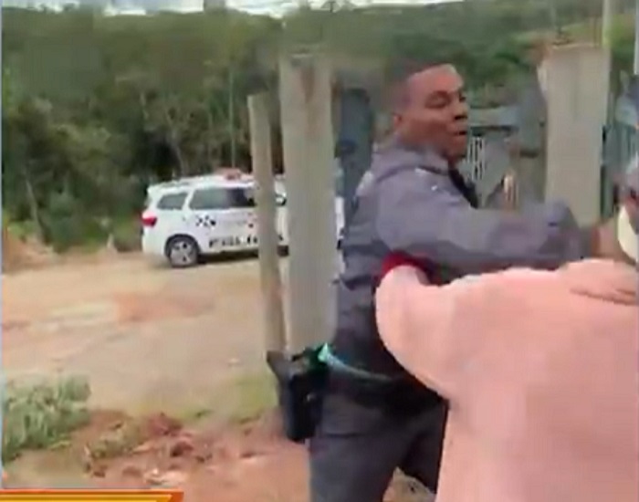 PM desfere soco em idosa em Igaratá