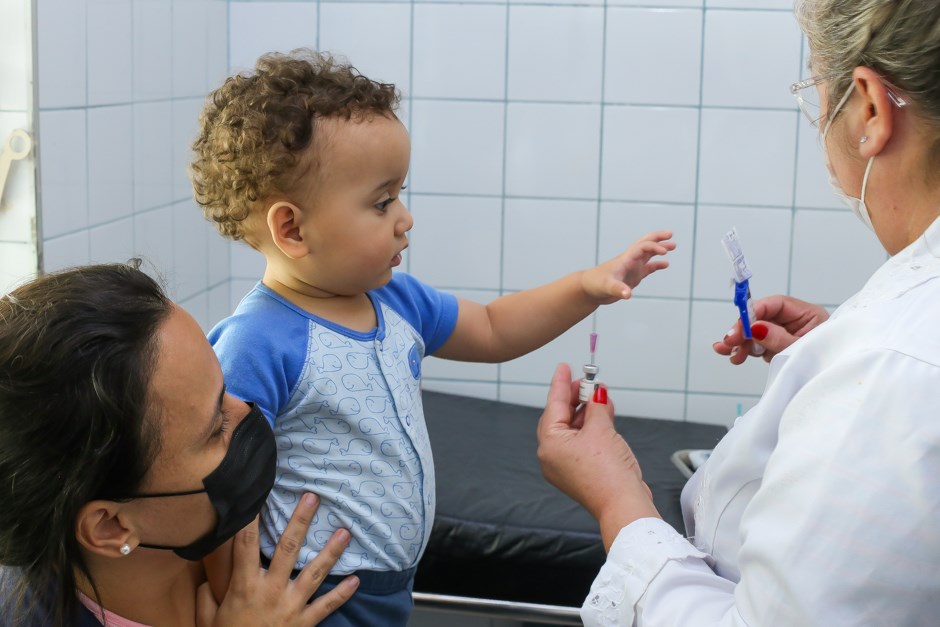 Vacina contra a Influenza em São José dos Campos segue sendo aplicada na população