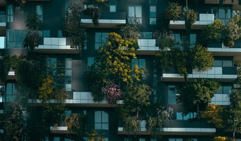 Prédio inovador com jardins nos terraços. Quem quer casa também quer inovação