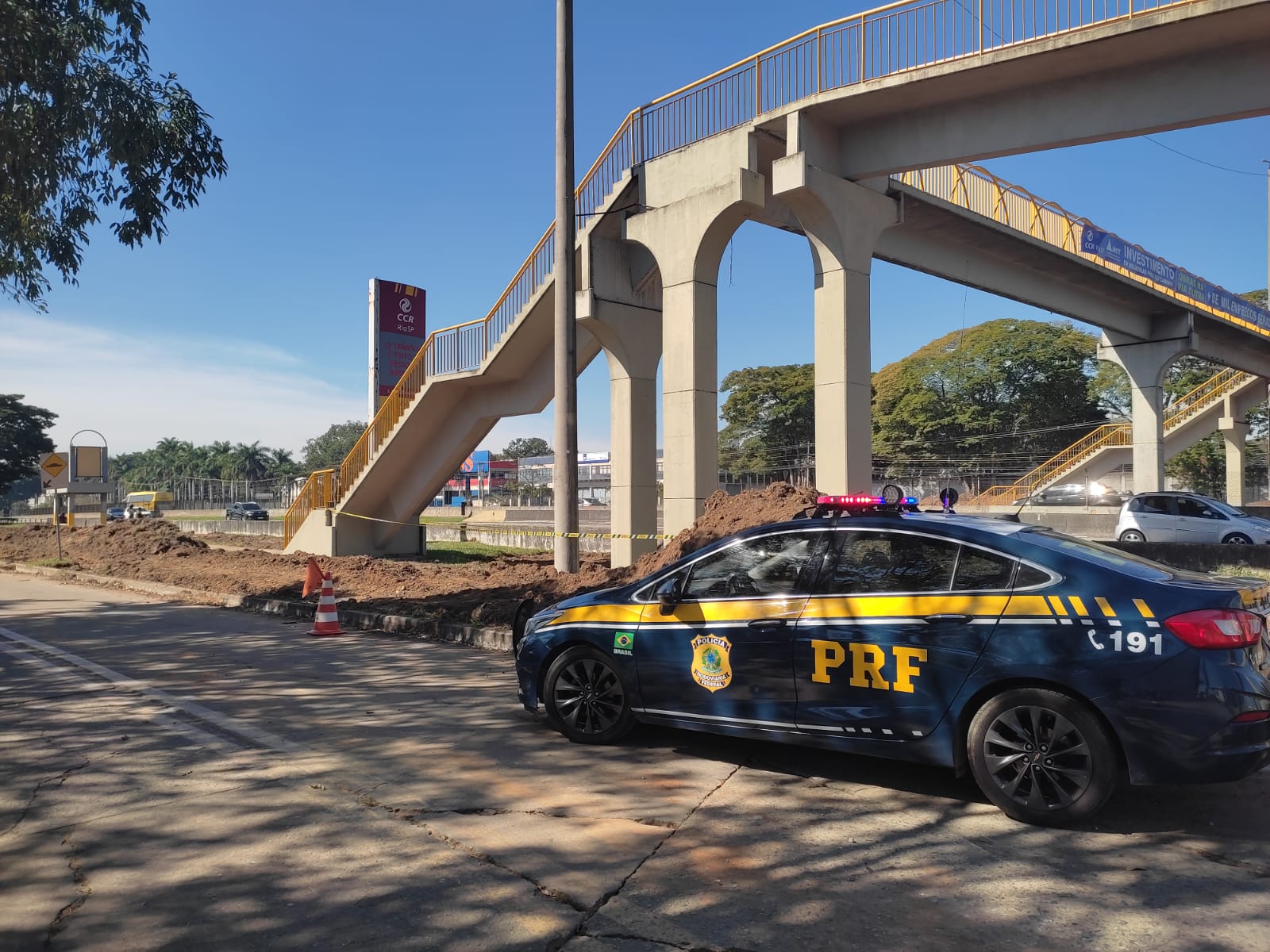 Granada foi encontrada próximo da Rodovia Presidente Dutra, em São José dos Campos