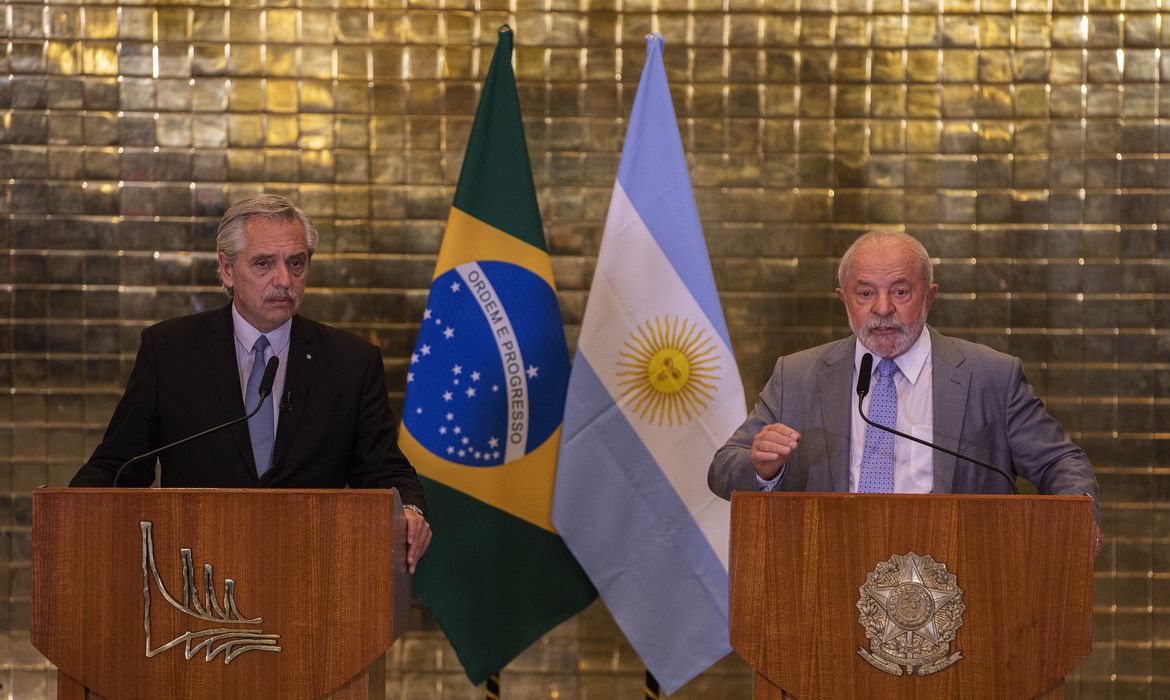 Lula recebe presidente da Argentina hoje (26). Na foto, Lula e o Alberto Fernández