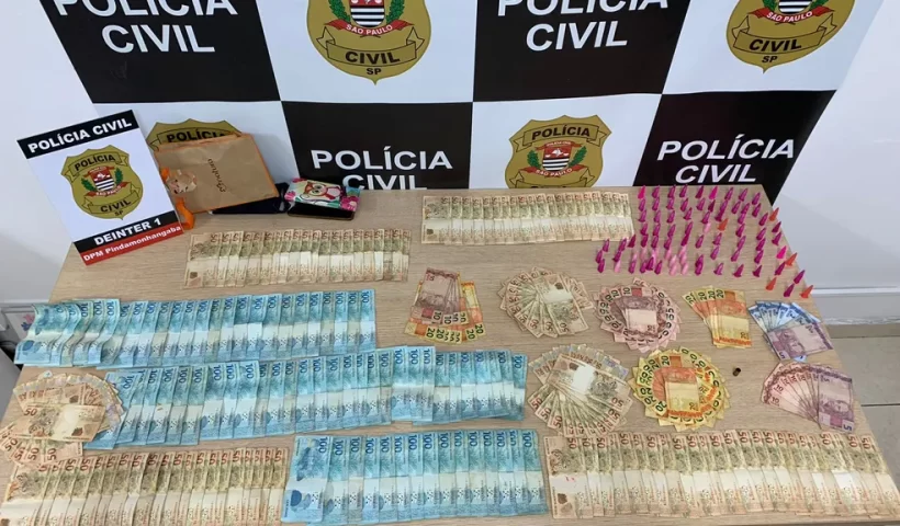 Polícia Civil de Pindamonhangaba prende mulher com drogas e mais de R$ 14 mil em dinheiro