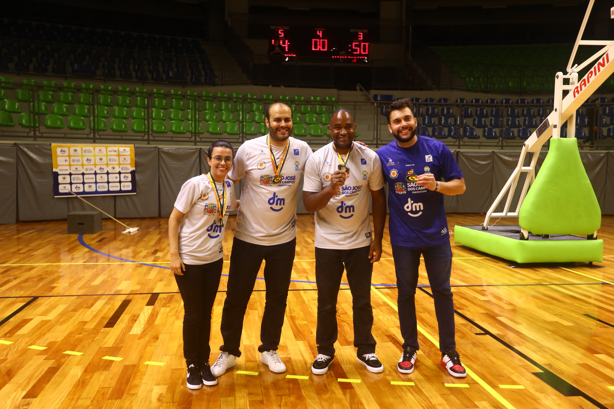 Comissão técnica do São José Basketball Feminino
