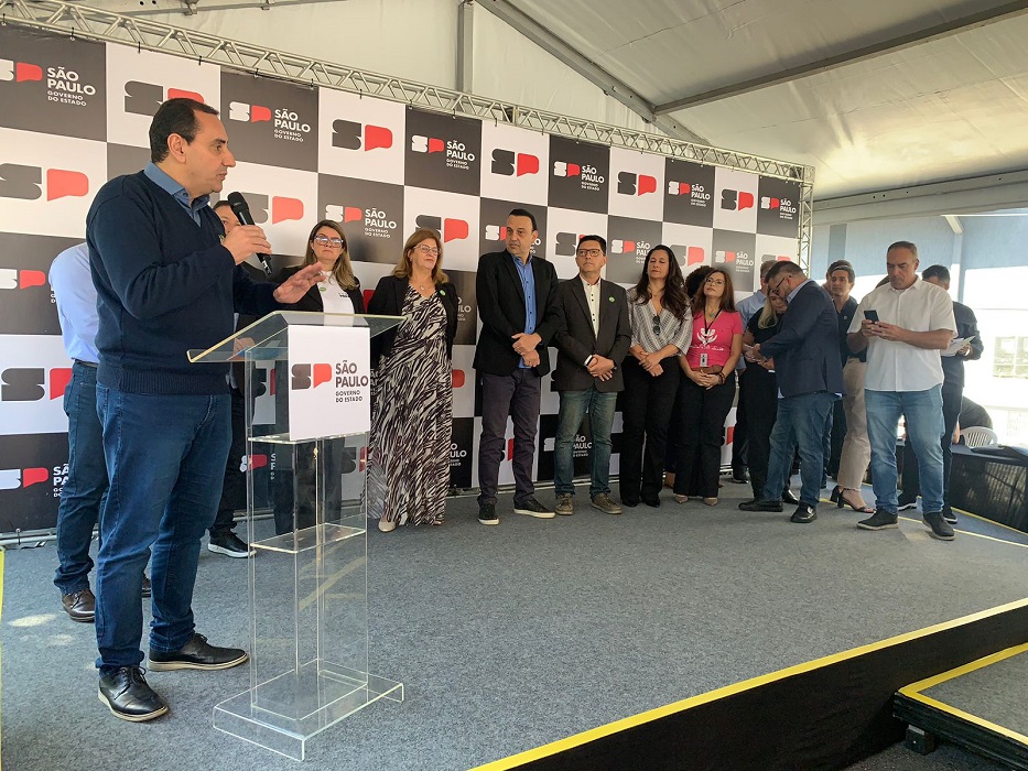 Prefeito Anderson Farias e autoridades na inauguração do Espaço Prevenir