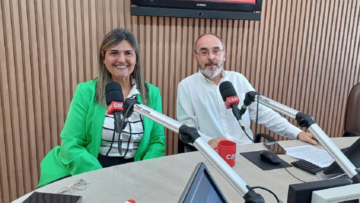 karla clarinda e fernando carlos no estúdio da cbn vale. Em pauta: mentoria de carreiras e vida