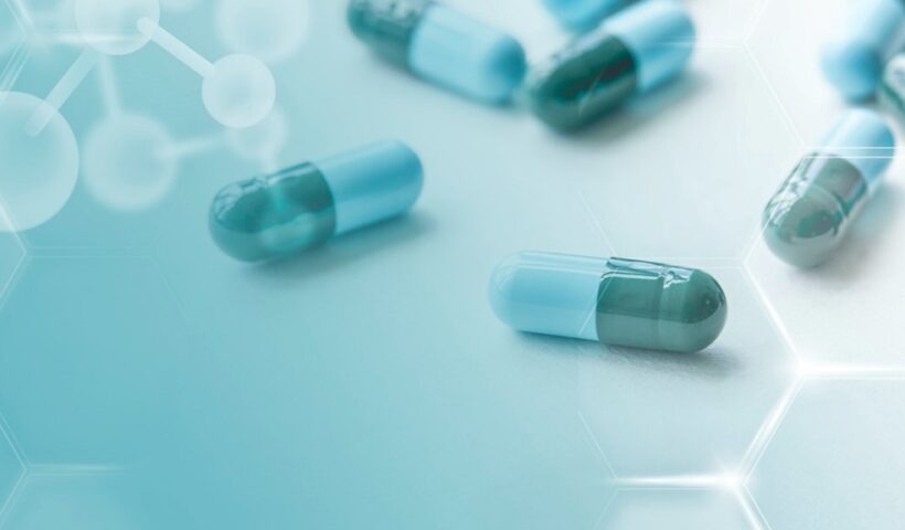 Cápsulas de medicamentos para ilustrar que a Fiocruz assina acordo para produzir medicamento para hepatite C