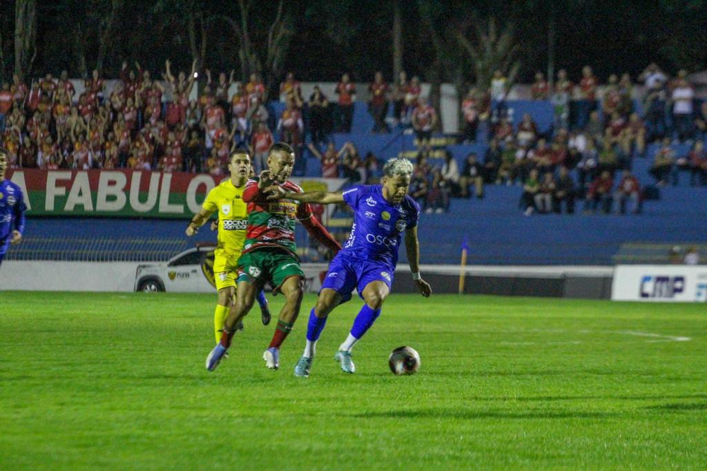Jogo entre São José EC e Portuguesa no Martins Pereira