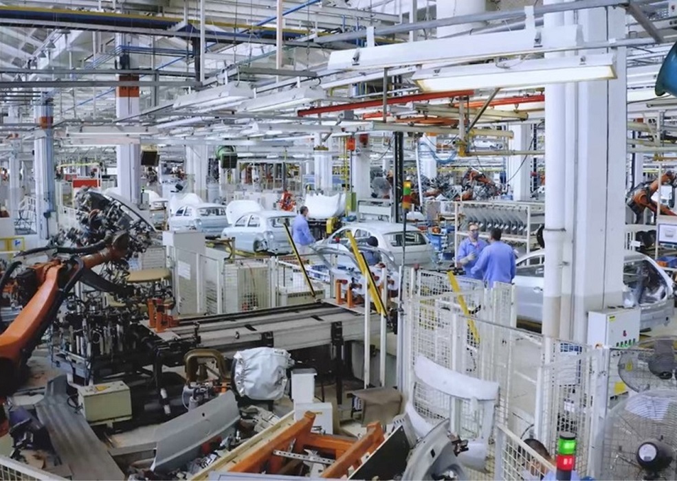 Volkswagen anuncia layoff. Imagem da fábrica em Taubaté