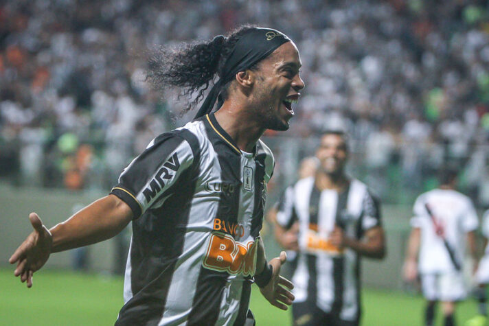 Ronaldinho Gaúcho poderá ficar em silêncio na CPI das Criptomoedas