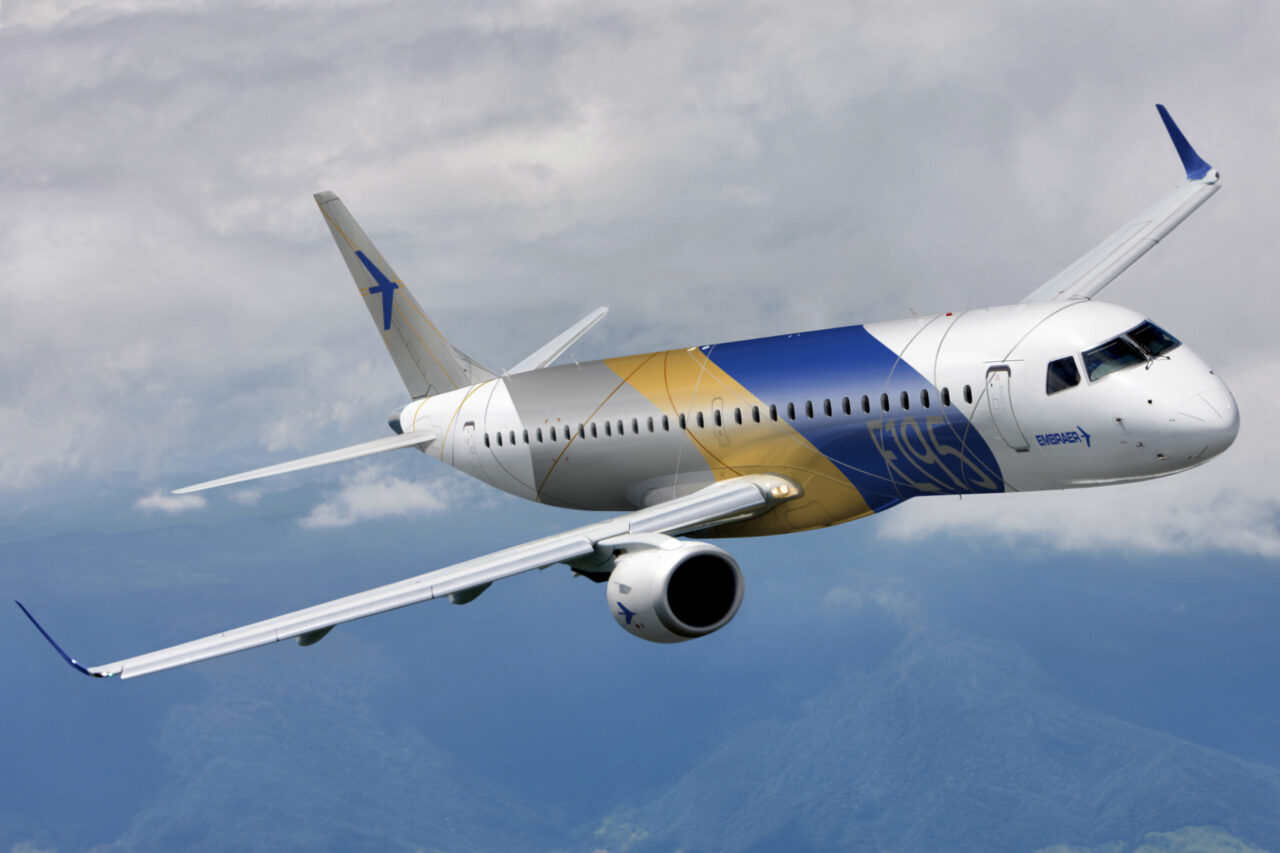 Embraer E195