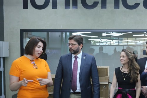representantes do Governo de SP à empresa Ionic Health)