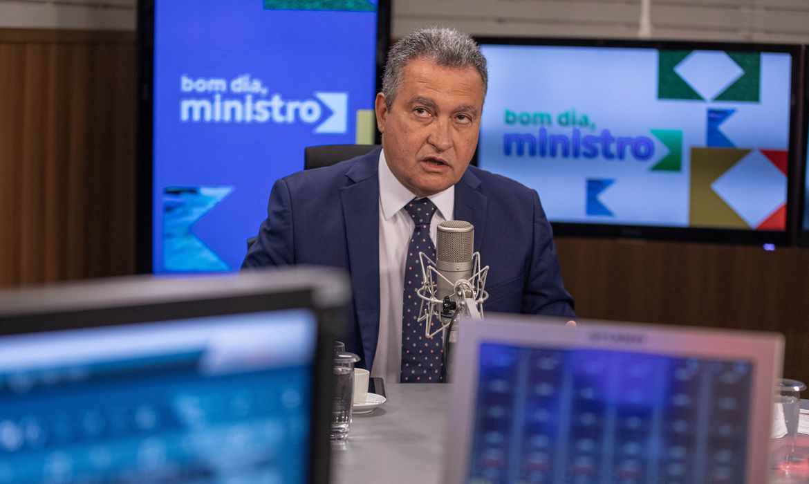 Brasília (DF) 16/08/2023 - O ministro da Casa Civil, Rui Costa é o entrevistado do programa Bom Dia, Ministro na Empresa Brasil de Comunicação (EBC).