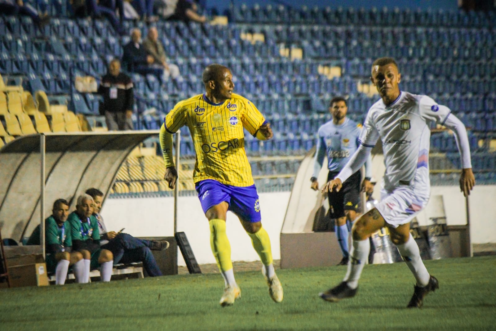São José EC bateu o São Caetano, por 2 a 0, no primeiro turno, no Martins Pereira