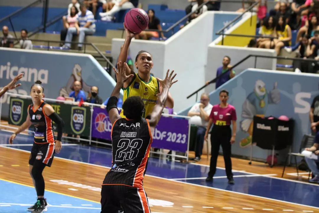 Com 29 anos, Glenda Cruz é a atleta da mais velha da equipe joseense