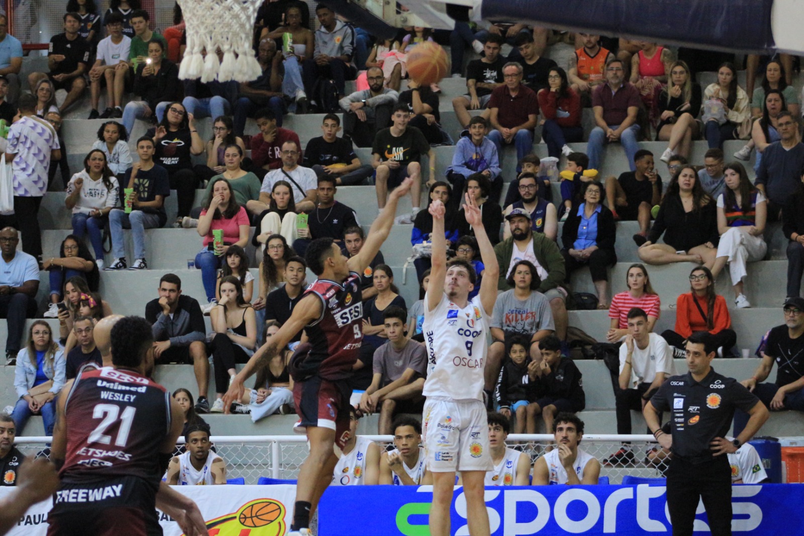 São José Basketball conheceu sua terceira derrota na temporada 2023/2024 ao perder para o Franca, na noite deste domingo (20), no Linneu de Moura