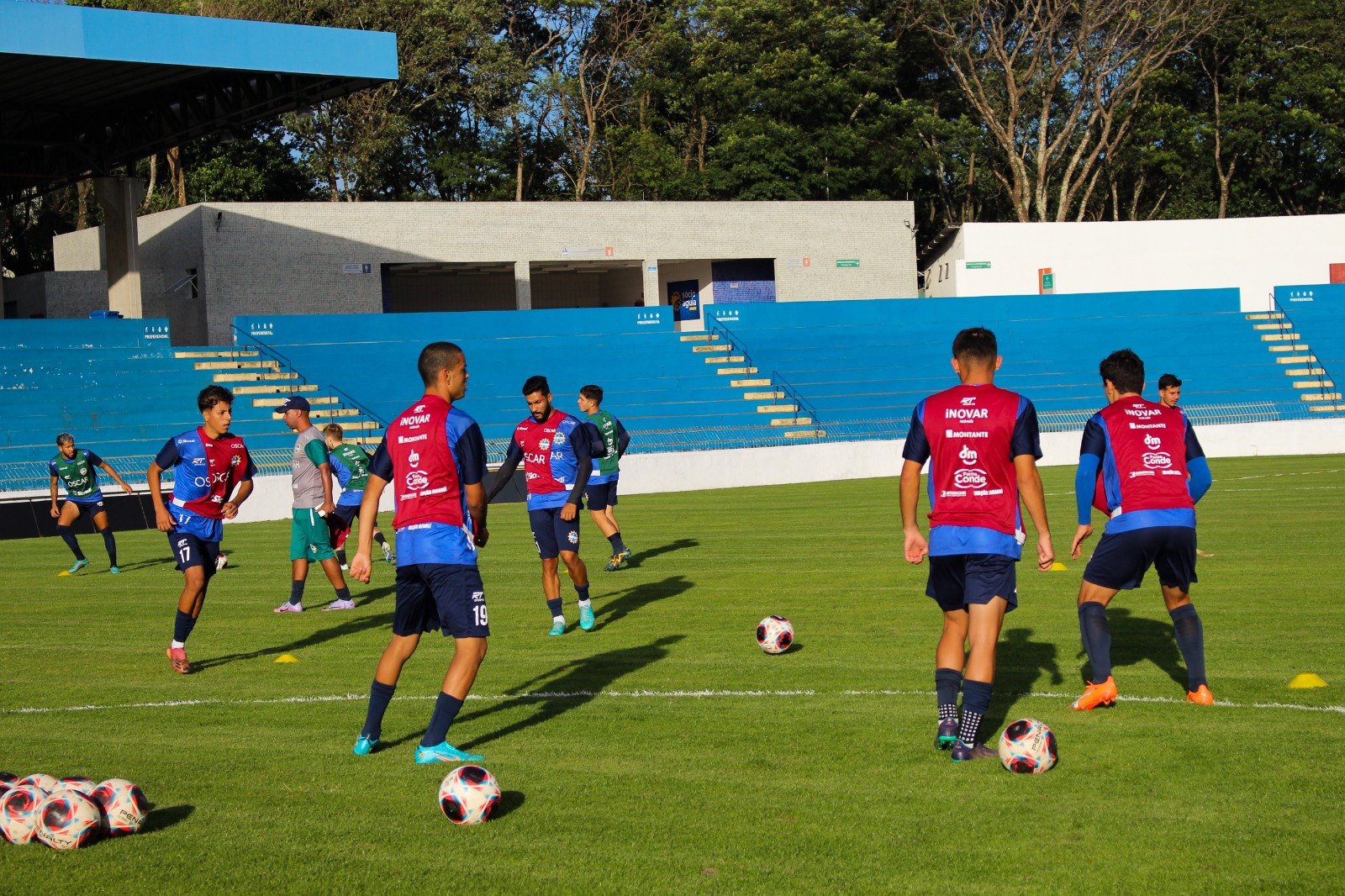 Treino do São José EC no campo do Martins Pereira
