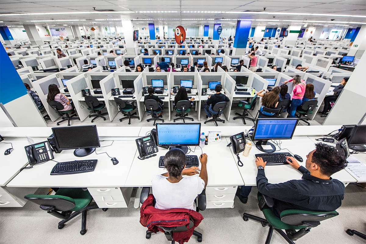 Setor de serviços teve alta de 4,7% no primeiro semestre de 2023. Foto: Germano Lüders