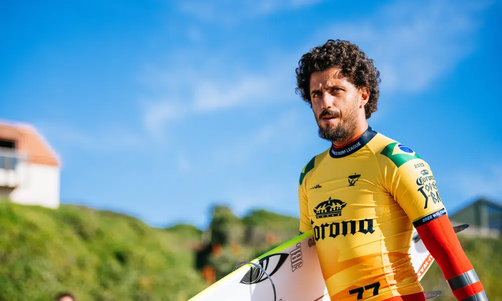 Líder do ranking mundial, Filipe Toledo já garantiu vaga nas Olimpíadas de Paris 2024