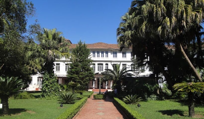 Pavilhão central do Parque Vicentina Aranha.