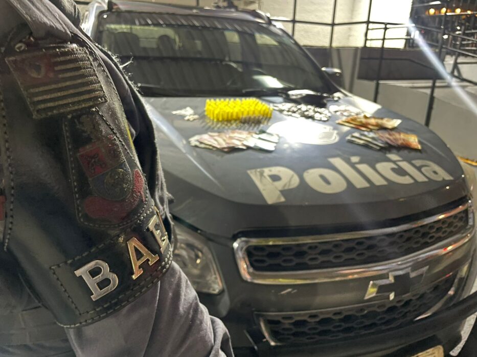 Adolescentes são apreendidos por tráfico de drogas em São José