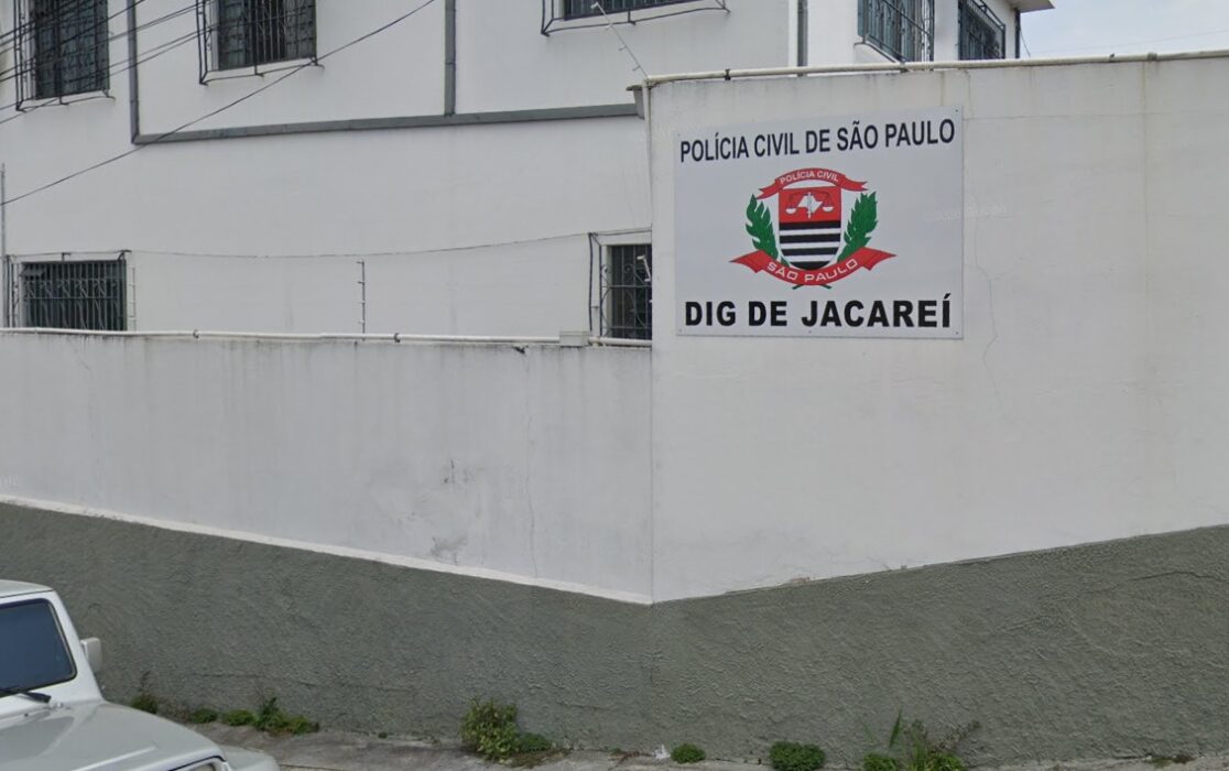 Homem é encontrado morto dentro do próprio carro