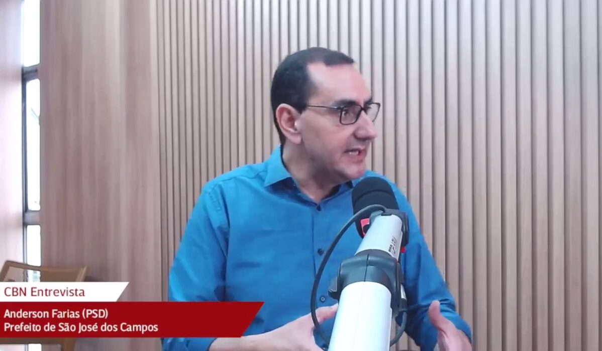 Prefeito anderson Farias na CBN Vale comentando a falta d'água em SJC