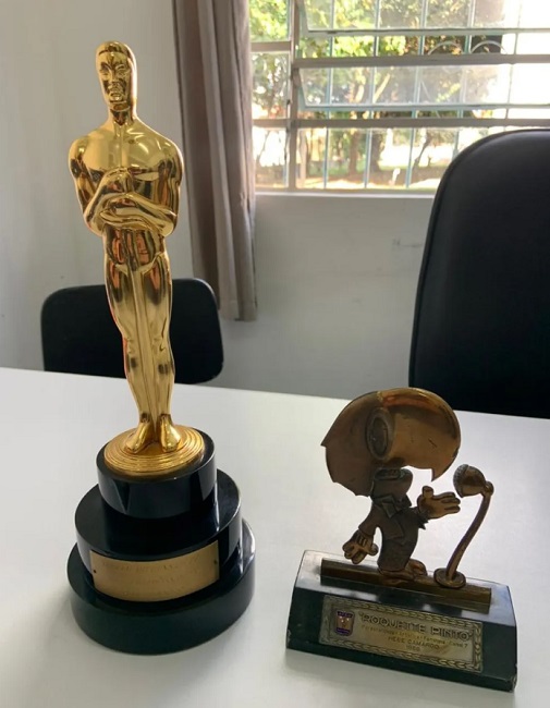 troféu Imprensa e Trféu Roquette Pinto, recebidos por Hebe Camargo