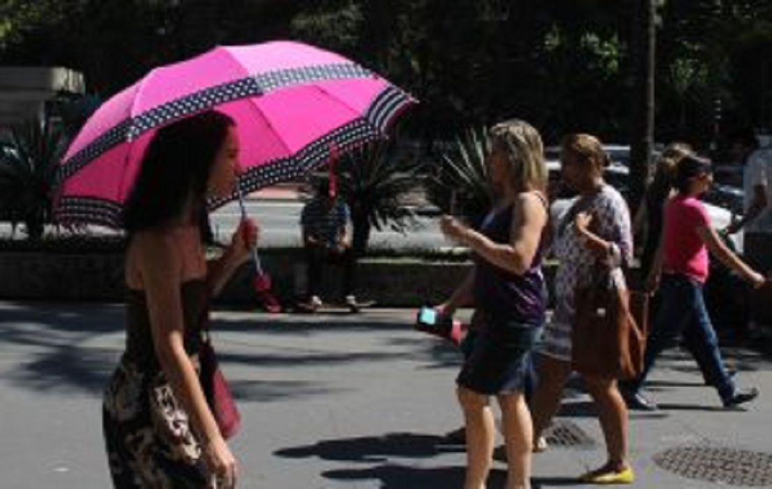 A Secretaria de Estado da Saúde de São Paulo (SES-SP) registrou aumento nos atendimentos e internações relativos ao calor.