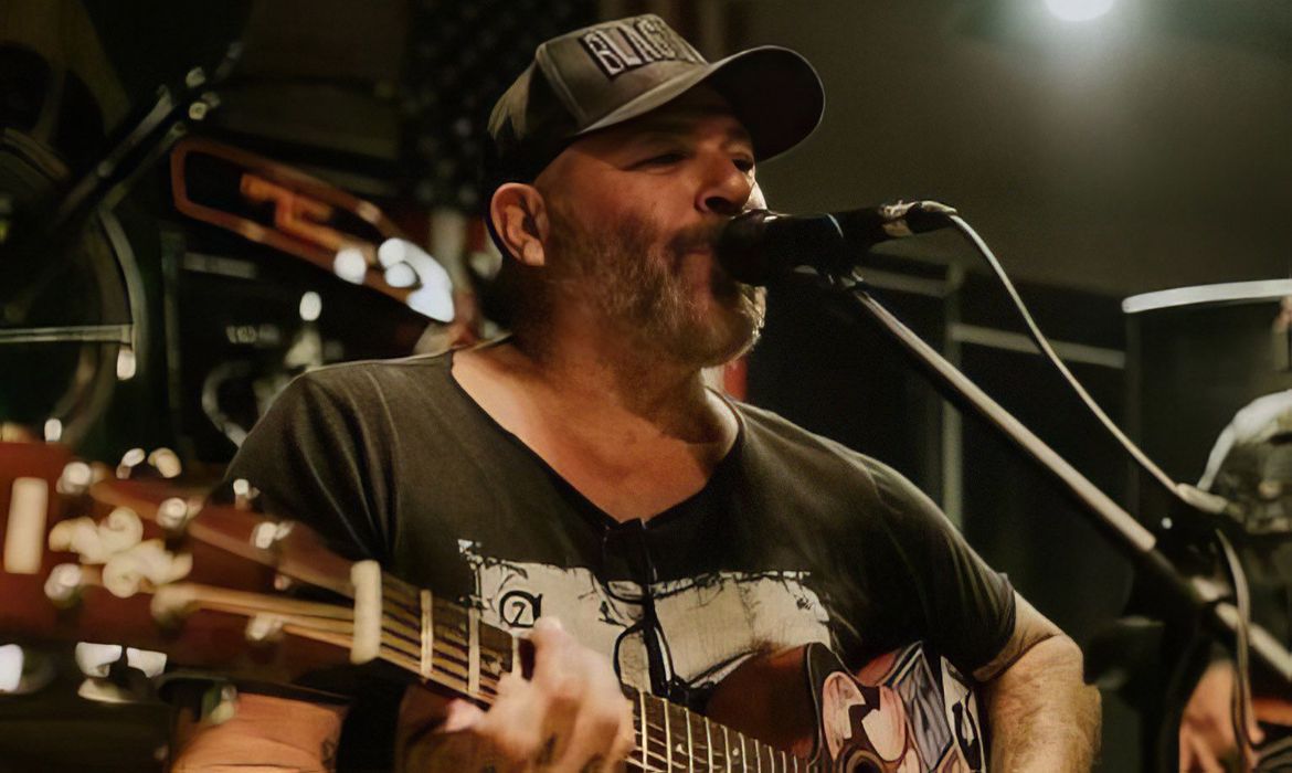 Mingau, músico do Ultraje a Rigor, baleado na cabeça.