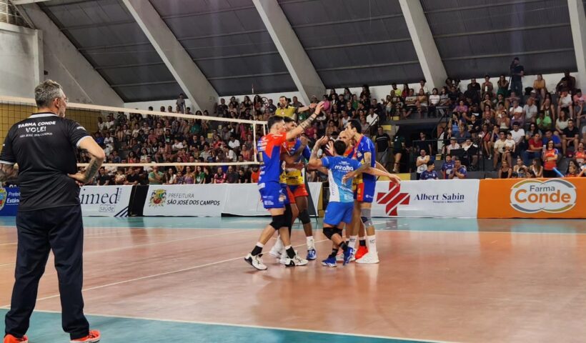 Vôlei São José em ação pelo Campeonato Paulista