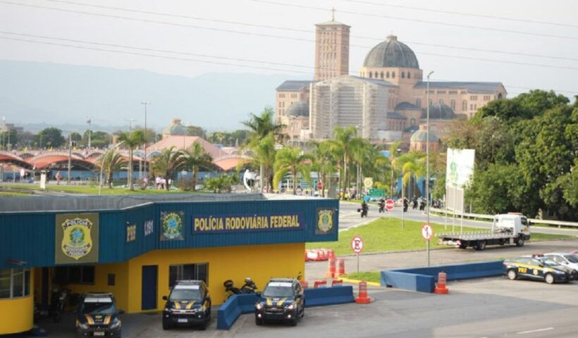 idosas ficam feridas em acidente na Dutra em Aparecida