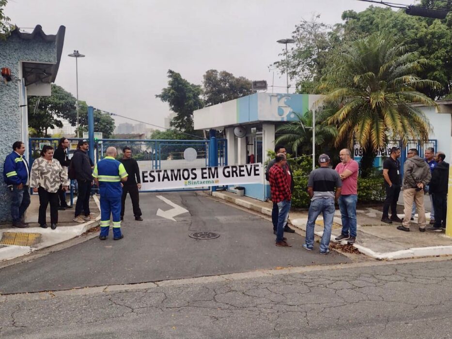 Funcionários da Sabesp, CPTM e Metrô de SP entram em greve